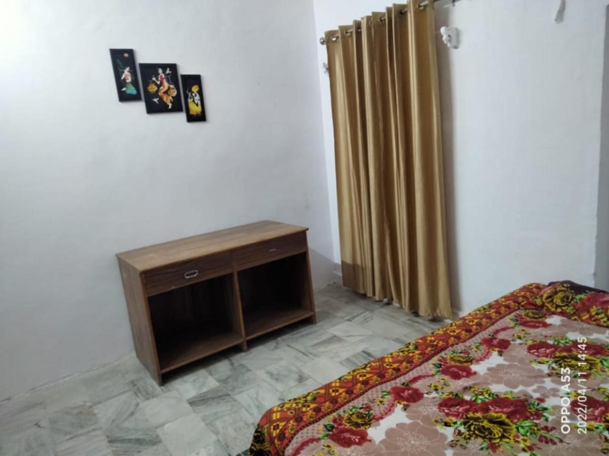 Shri Swami Sheetal Das Akhada B1-88 Assi , Near Pushkar Talab,Varanasi, Ashram Dharmshala Otel Dış mekan fotoğraf