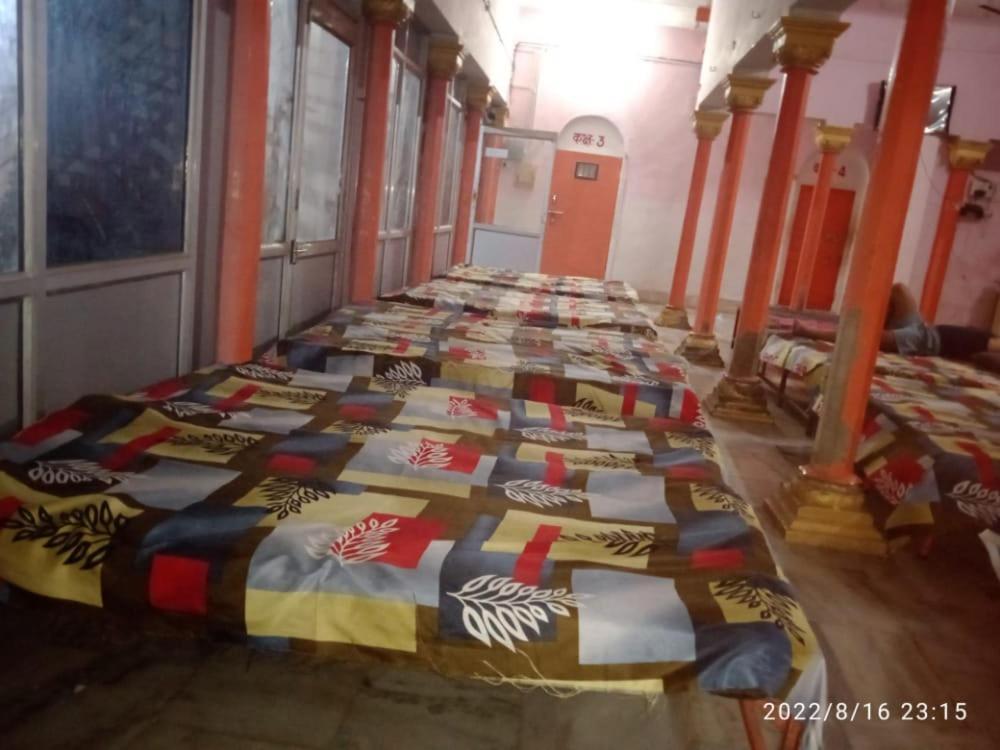 Shri Swami Sheetal Das Akhada B1-88 Assi , Near Pushkar Talab,Varanasi, Ashram Dharmshala Otel Dış mekan fotoğraf