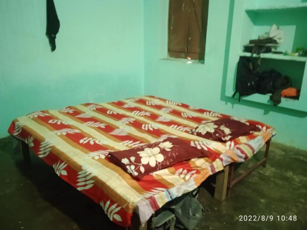 Shri Swami Sheetal Das Akhada B1-88 Assi , Near Pushkar Talab,Varanasi, Ashram Dharmshala Otel Dış mekan fotoğraf