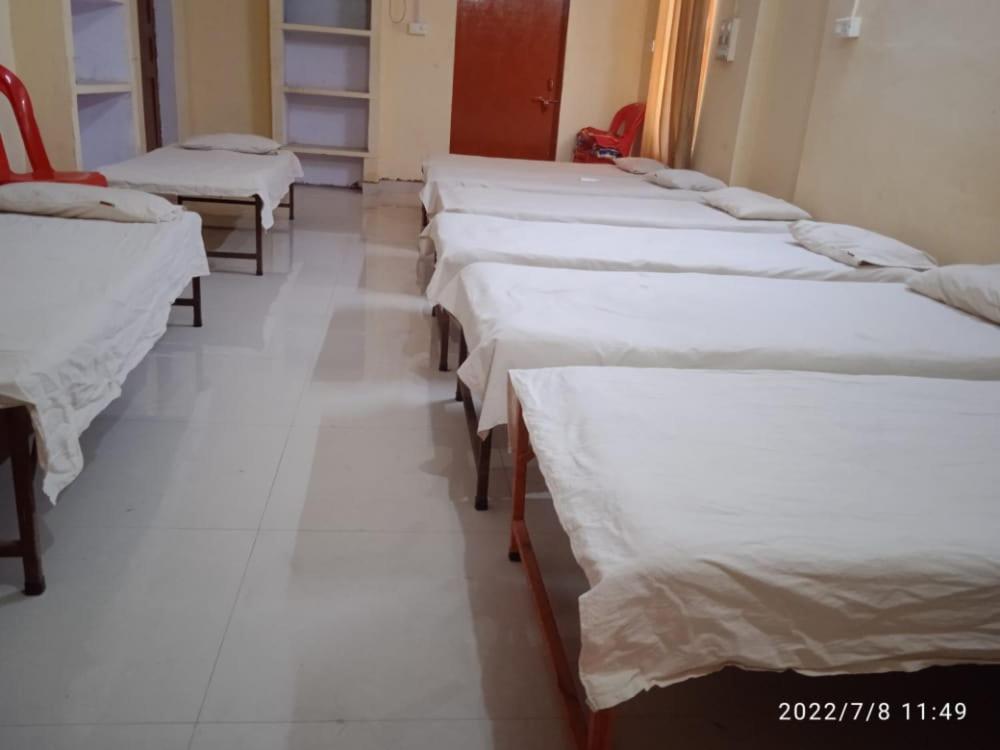 Shri Swami Sheetal Das Akhada B1-88 Assi , Near Pushkar Talab,Varanasi, Ashram Dharmshala Otel Dış mekan fotoğraf