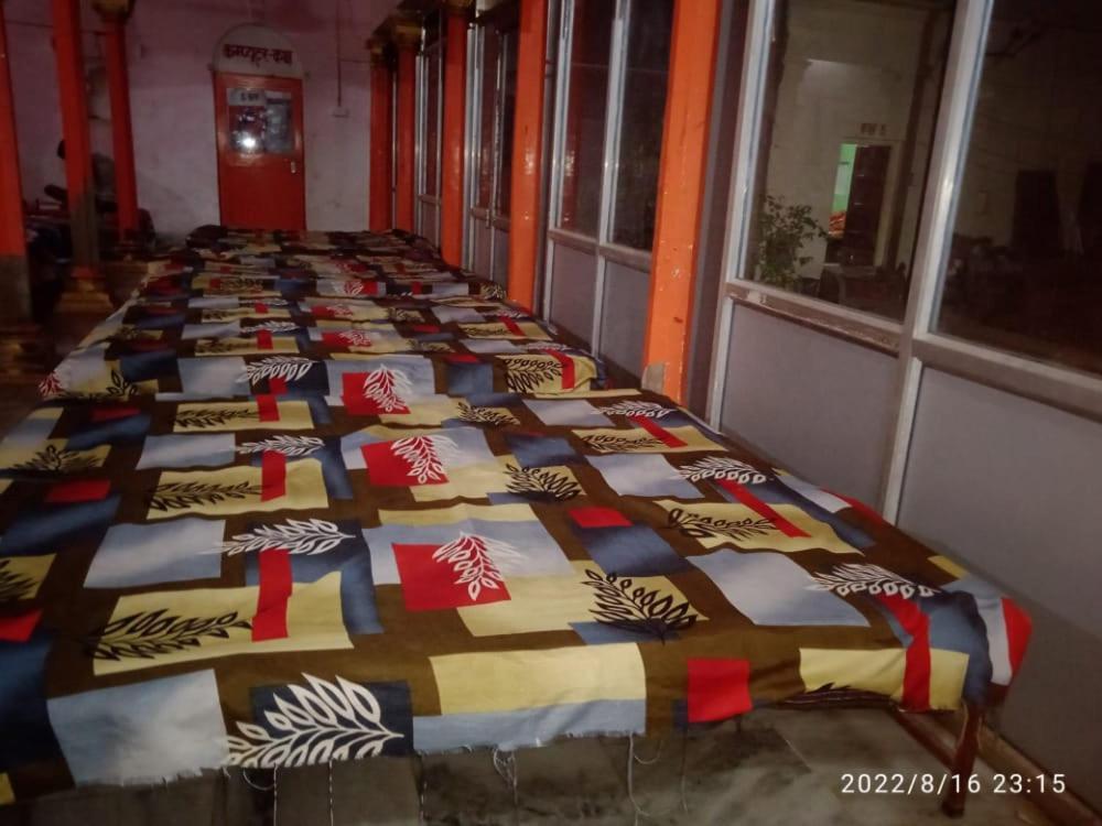 Shri Swami Sheetal Das Akhada B1-88 Assi , Near Pushkar Talab,Varanasi, Ashram Dharmshala Otel Dış mekan fotoğraf