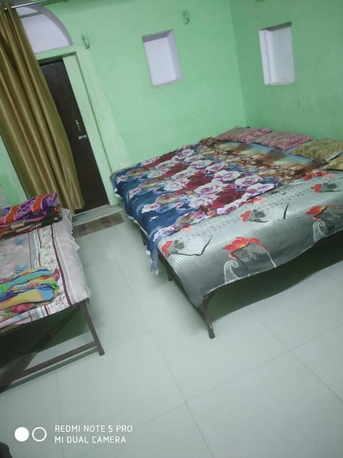 Shri Swami Sheetal Das Akhada B1-88 Assi , Near Pushkar Talab,Varanasi, Ashram Dharmshala Otel Dış mekan fotoğraf