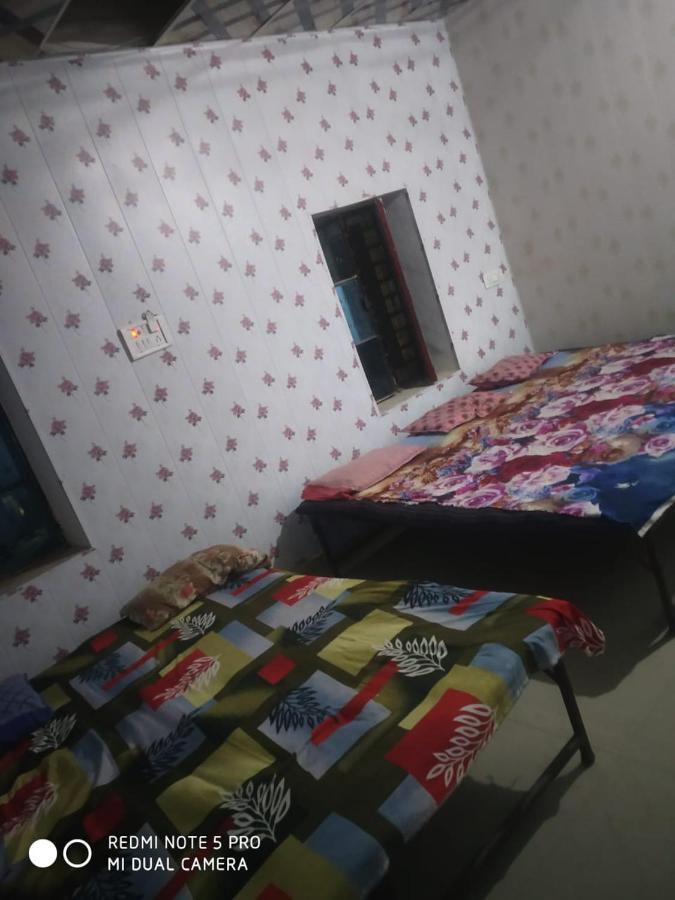 Shri Swami Sheetal Das Akhada B1-88 Assi , Near Pushkar Talab,Varanasi, Ashram Dharmshala Otel Dış mekan fotoğraf