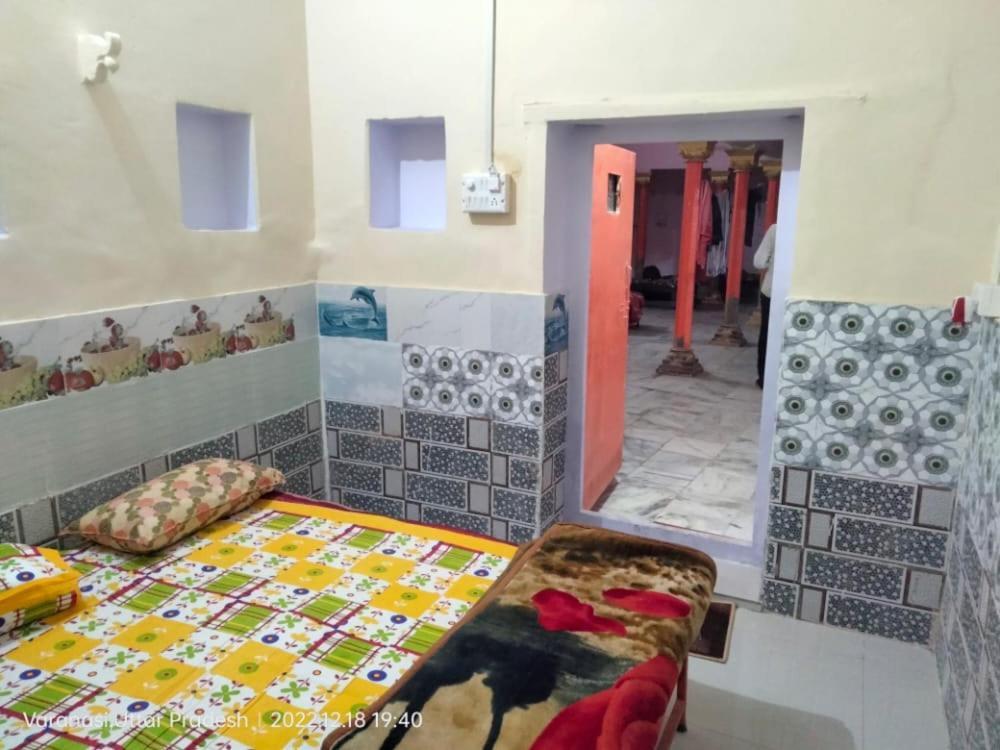Shri Swami Sheetal Das Akhada B1-88 Assi , Near Pushkar Talab,Varanasi, Ashram Dharmshala Otel Dış mekan fotoğraf